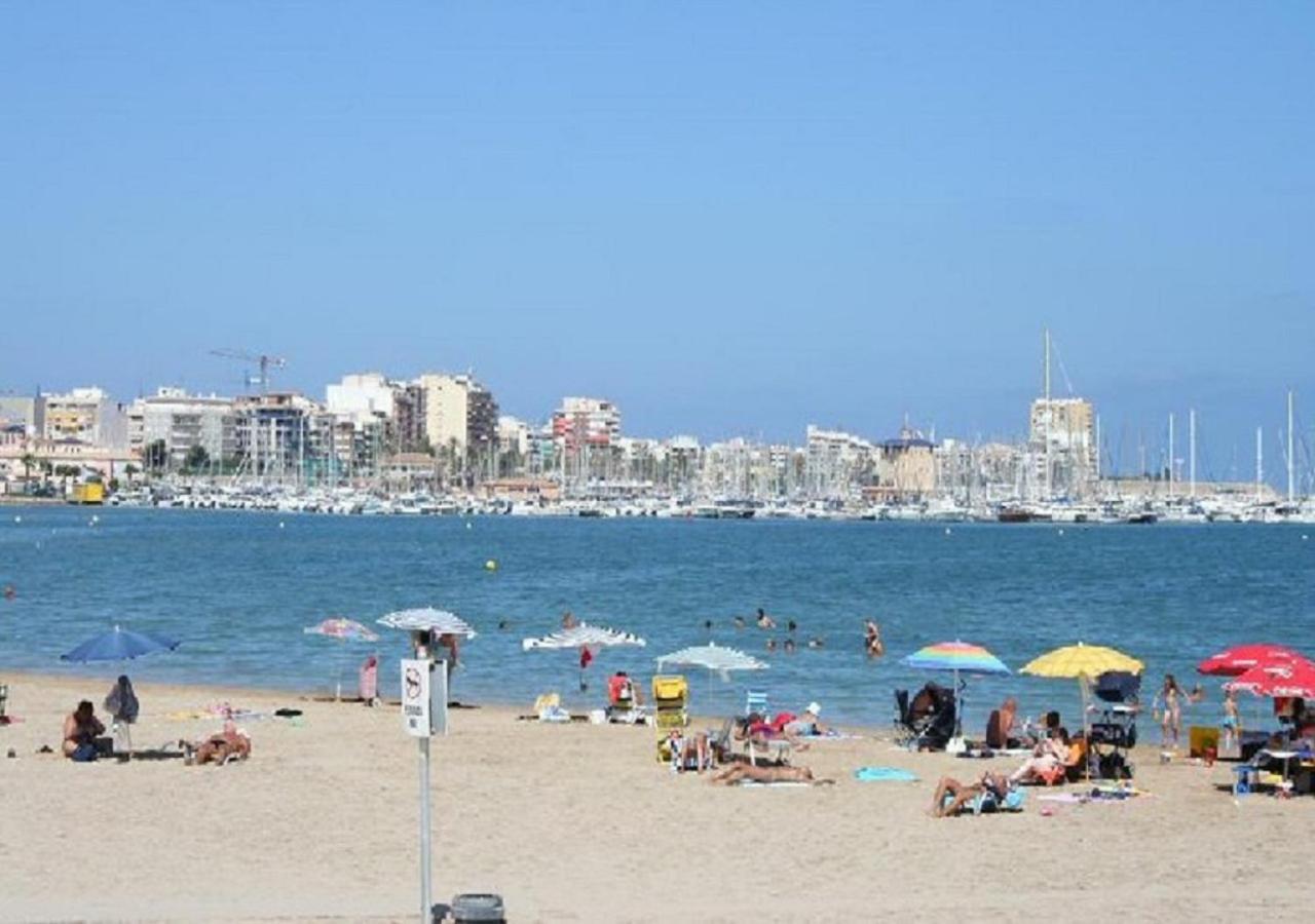 Torrevieja, La Torreta Ground Floor Apartment With Large Private Patio Garden Экстерьер фото